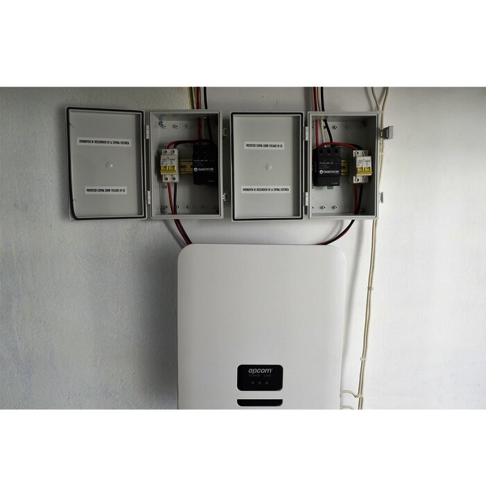 Inversor para interconexión a la red (grid tie) de cadena de 50 kW /480 Vca conexión trifásica.