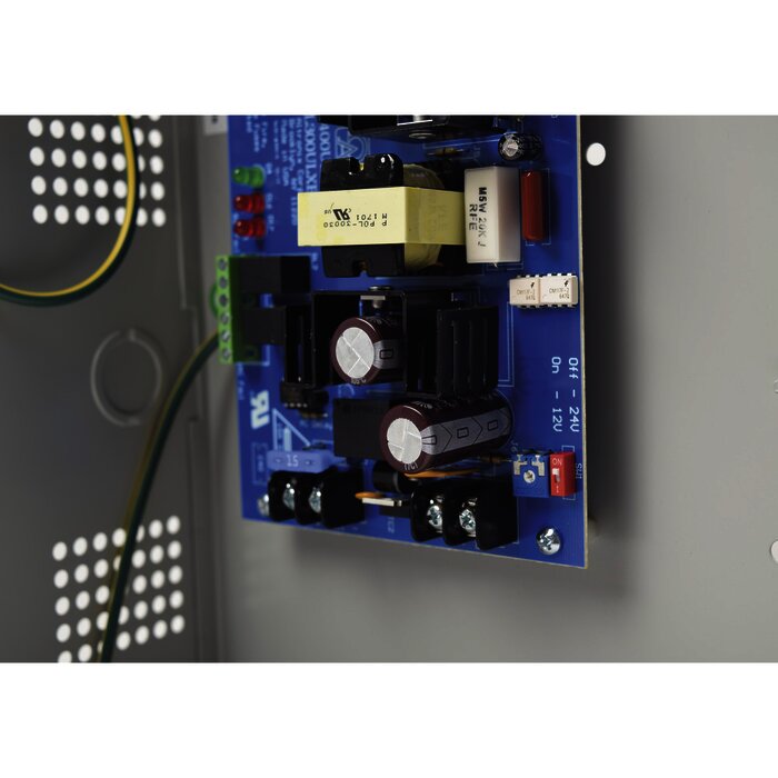 Fuente de Alimentación con capacidad de respaldo de 12 Vcd @ 4 A ó 24 Vcd @ 3A.