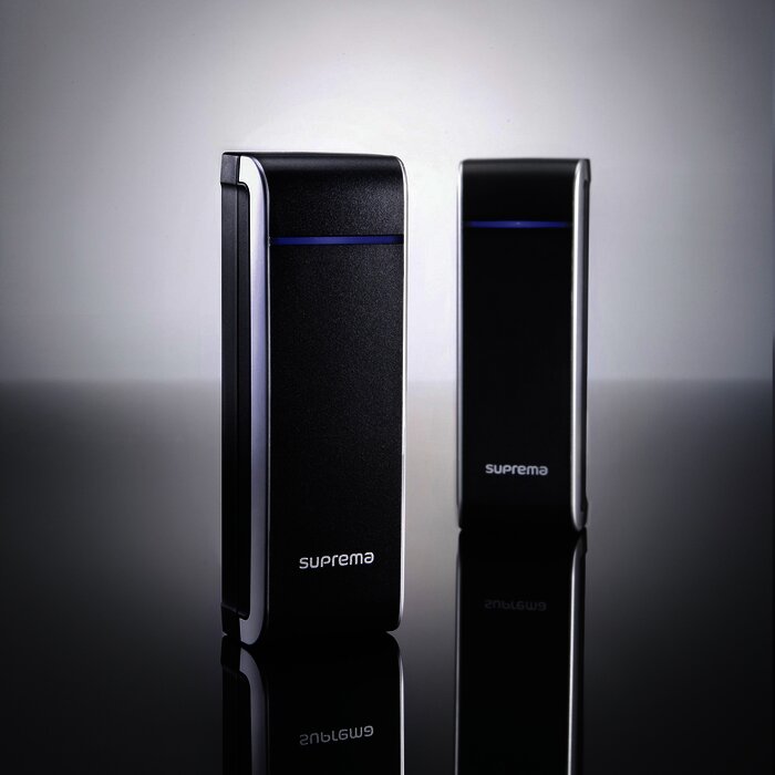 Xpass Lector de Tarjetas RFID IP65 PoE (13.56MHZ MIFARE / DESFIRE) Uso con BioStar2