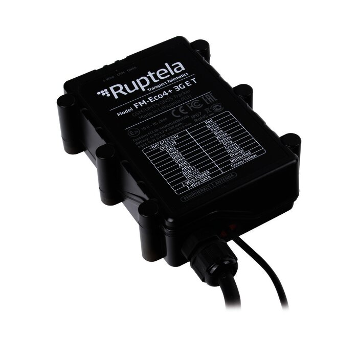 Localizador vehicular 3G con protección IP67 y antena satelital externa