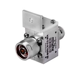 Protector RF Coaxial Para 125 a 1000 MHz Con Ceja Frontal Con Conectores N Macho (Antena) y N-Hembra (Equipo)